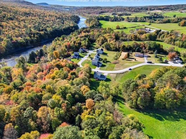 $529,900 | 34 Leach Road, Fairfax, VT 05454