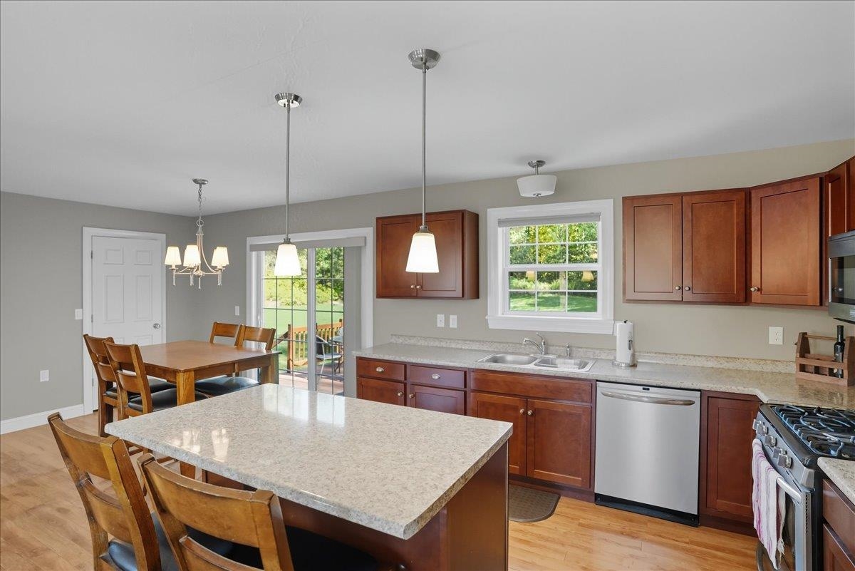 34 Leach Road Fairfax, VT 05454 - Photo 4 of 45