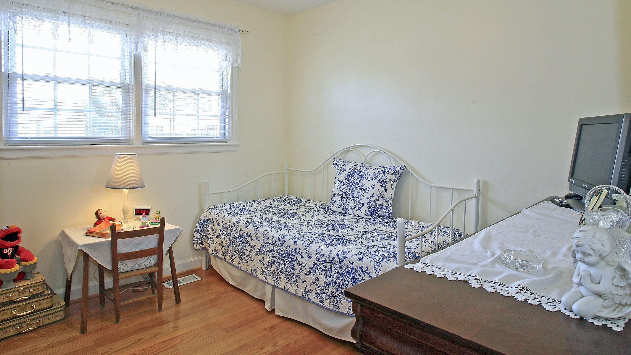 4434 Oliver Road Northeast Roanoke, VA 24012 - Photo 22 of 55 Bedroom 3
