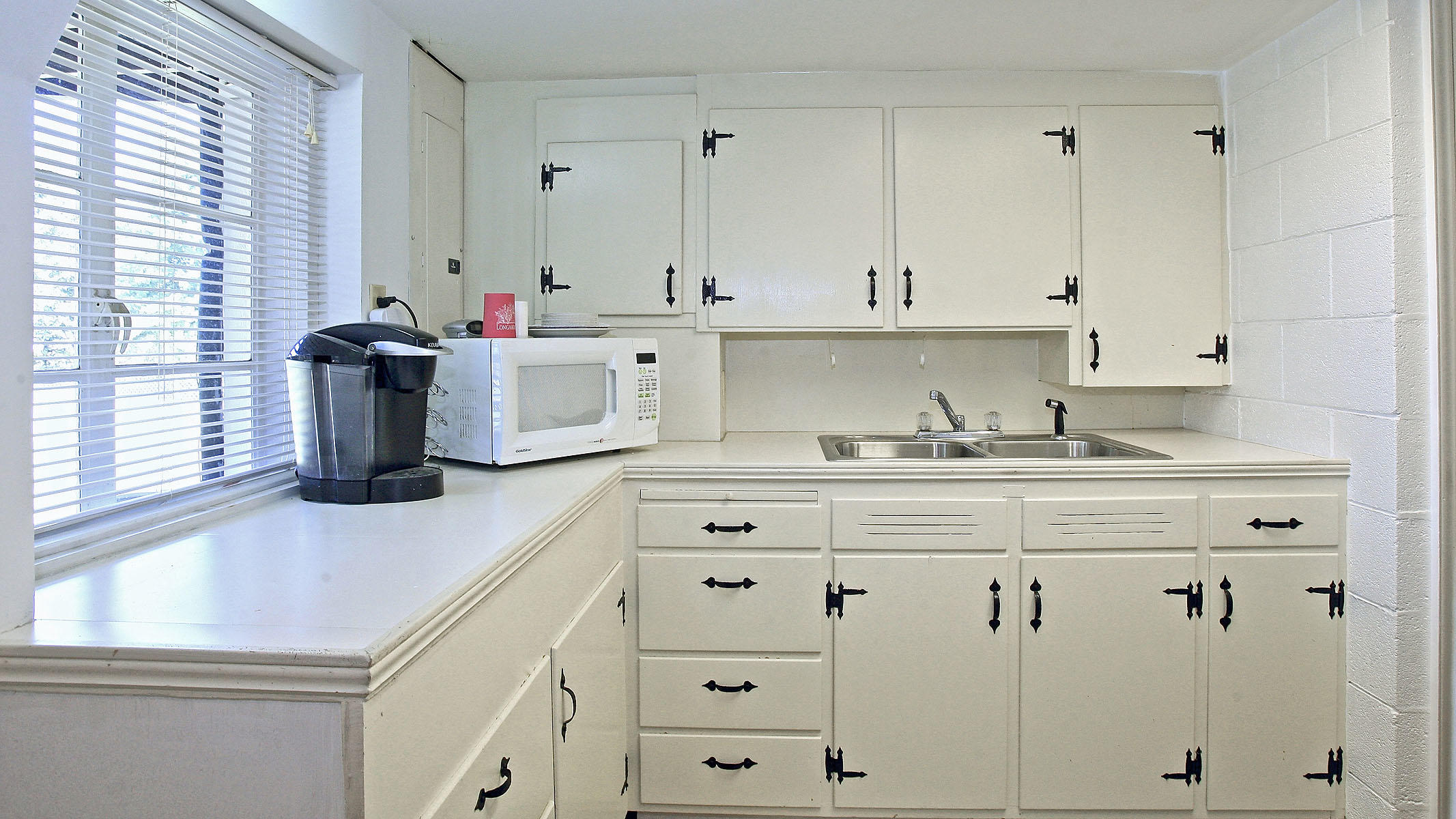 4434 Oliver Road Northeast Roanoke, VA 24012 - Photo 36 of 55 LL Kitchenette