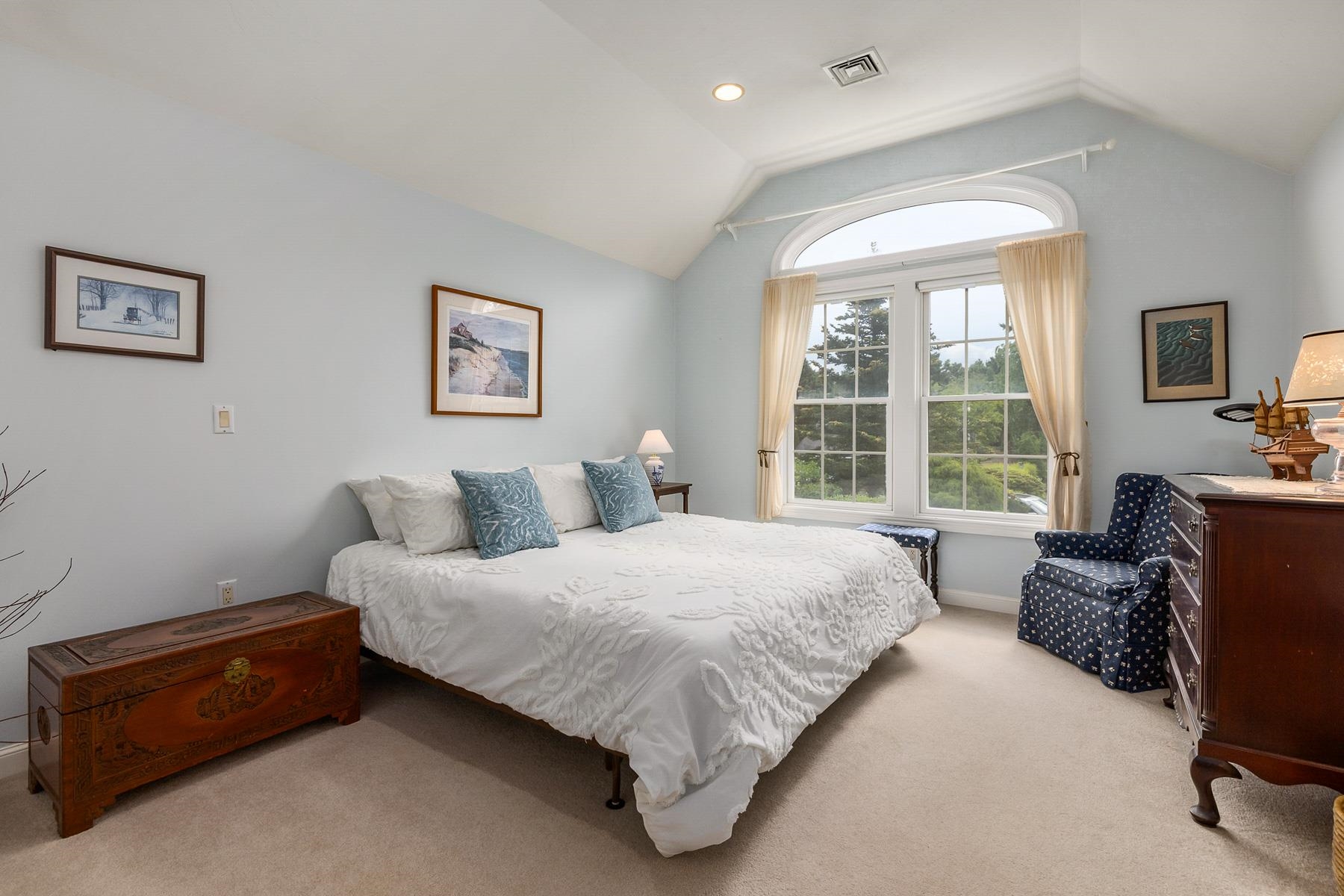 39 Old Bay Road New Castle, NH 03854 - Photo 25 of 54 Gallery Image 25