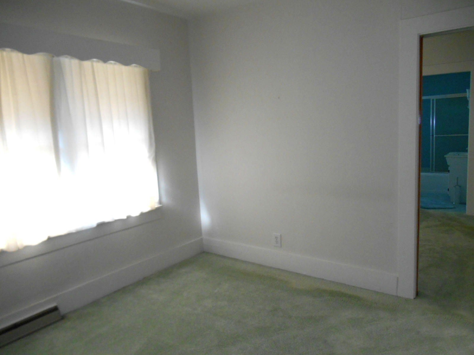 118 R E W Street Oakdale, TN 37829 - Photo 11 of 14 Bedroom 3