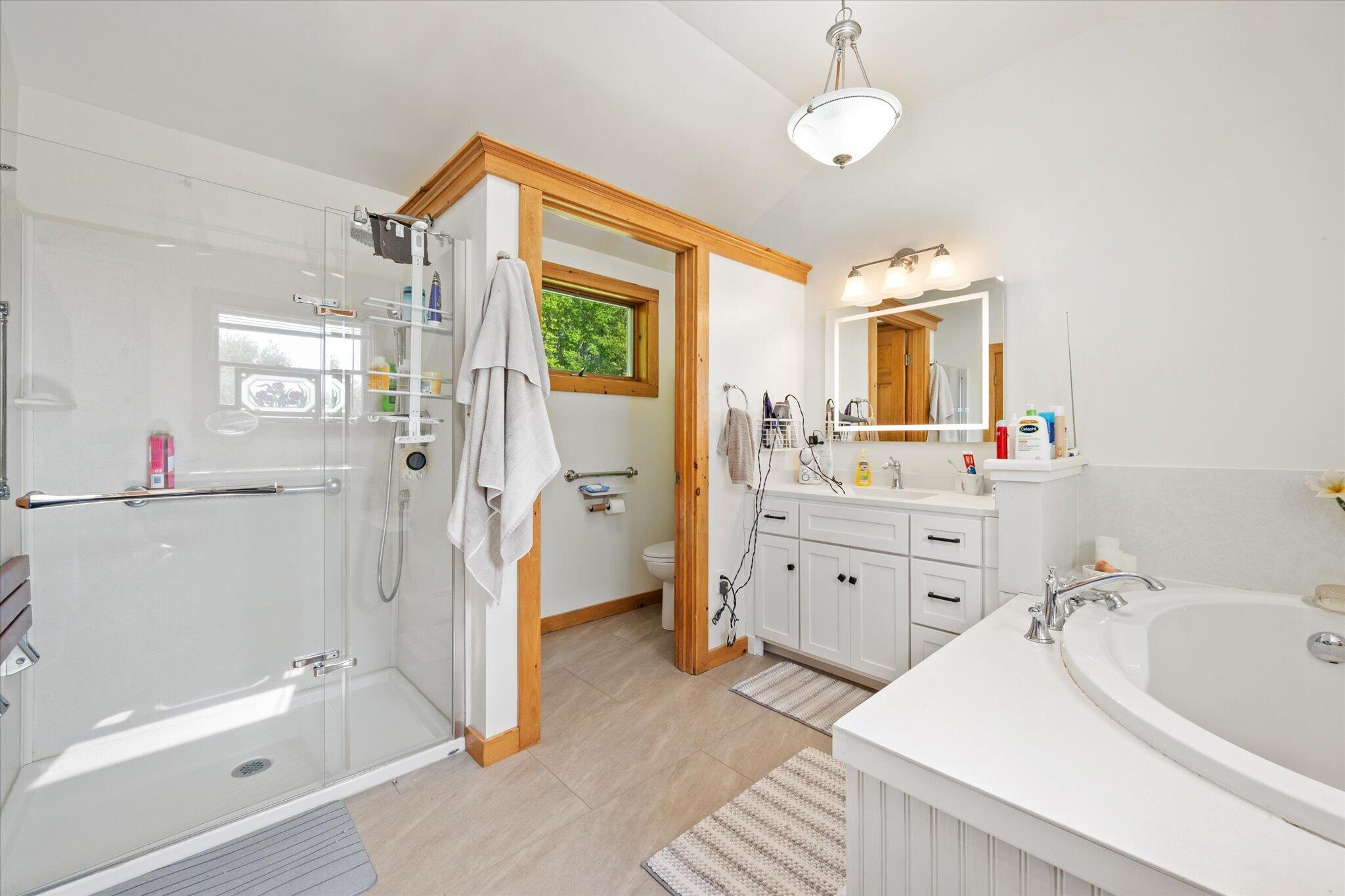 404 Surry Road Ellsworth, ME 04605 - Photo 17 of 55 33-Primary Bathroom