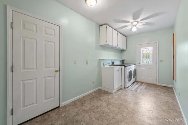 $449,900 | 1045 Linda Lane, Sandwich, IL 60548