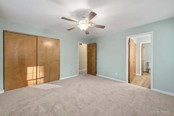$449,900 | 1045 Linda Lane, Sandwich, IL 60548