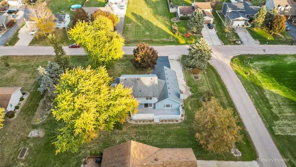 $449,900 | 1045 Linda Lane, Sandwich, IL 60548