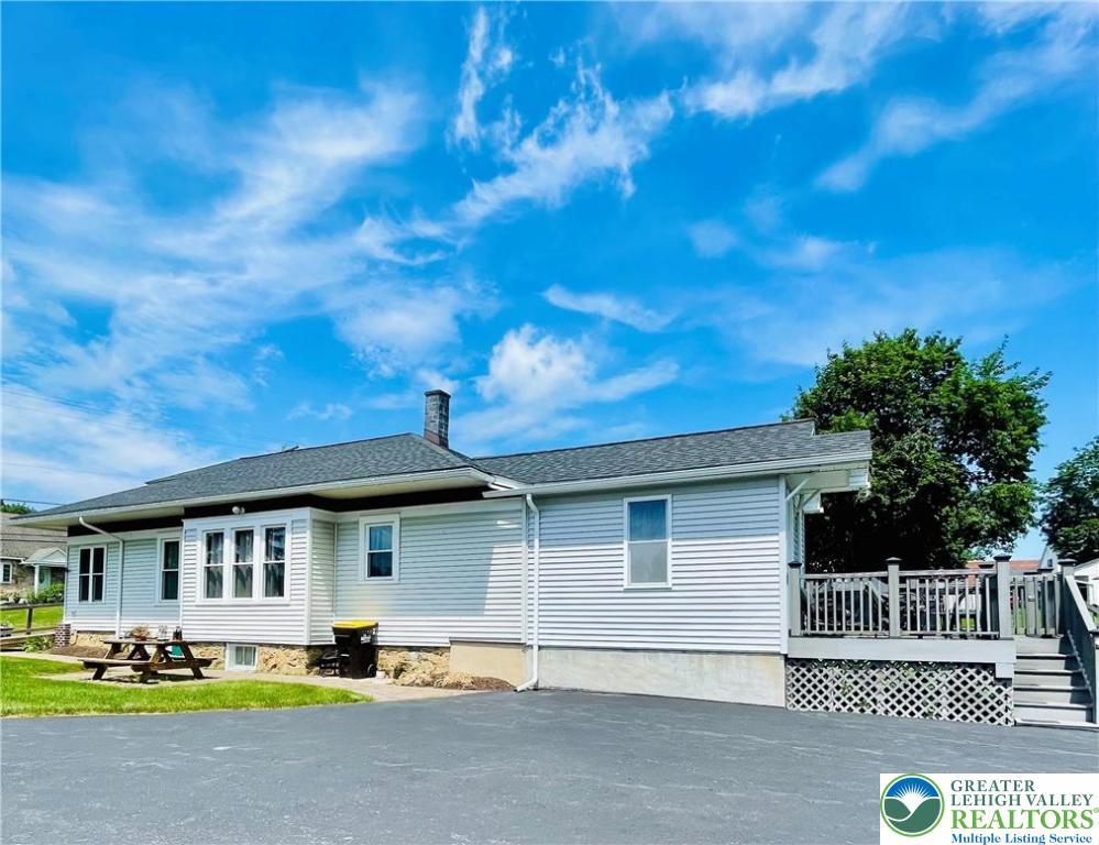 5145 Vera Cruz Road Emmaus, PA 18049 - Photo 5 of 71 Gallery Image 5