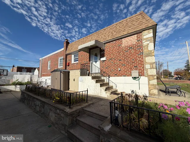 $2,200 | 2018 Greymont Street, Unit A, Philadelphia, PA 19116