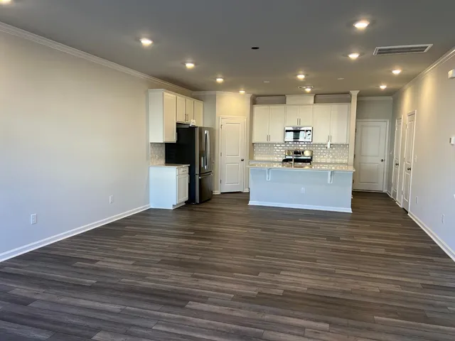 $2,300 | 1787 Aspen River Lane, Apex, NC 27502