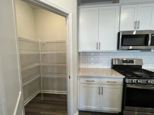 $2,300 | 1787 Aspen River Lane, Apex, NC 27502