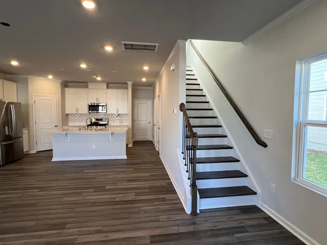 $2,300 | 1787 Aspen River Lane, Apex, NC 27502