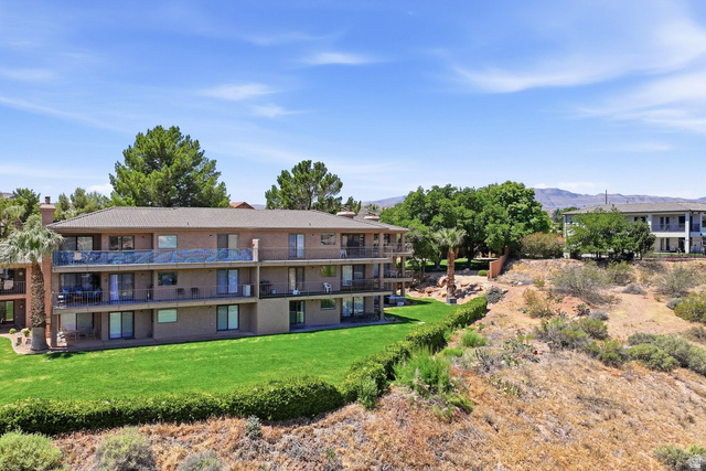 860 South Village Road, Unit R2 St. George, UT 84770 - Photo 23 of 33