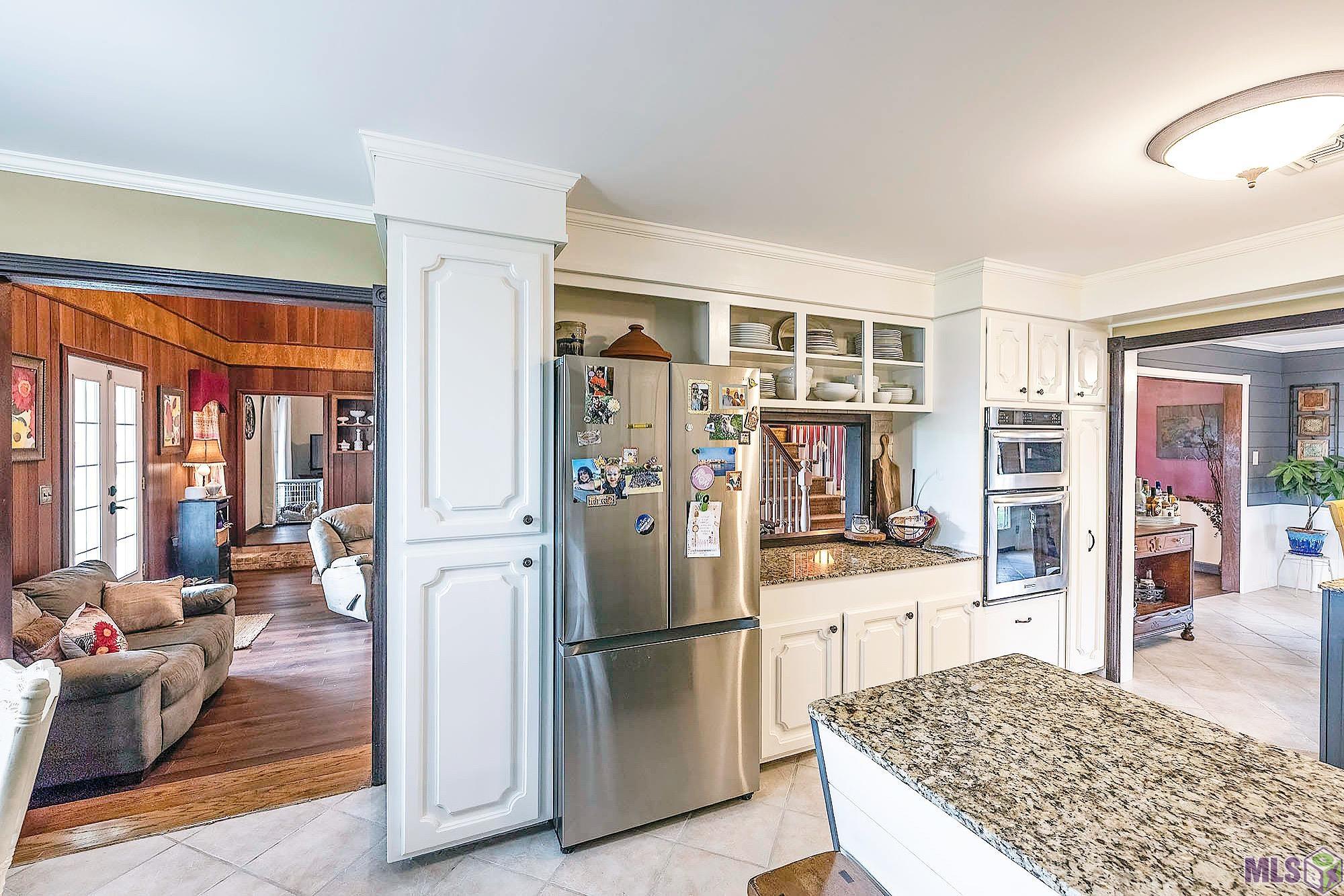 306 East Woodlawn Ranch Road Houma, LA 70363 - Photo 11 of 34