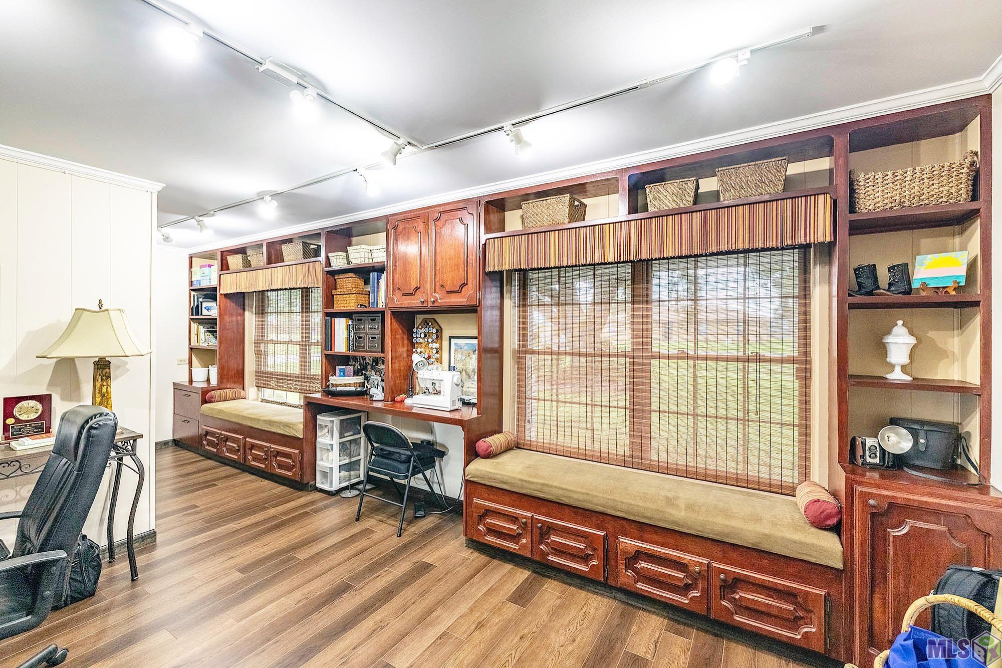 306 East Woodlawn Ranch Road Houma, LA 70363 - Photo 15 of 34