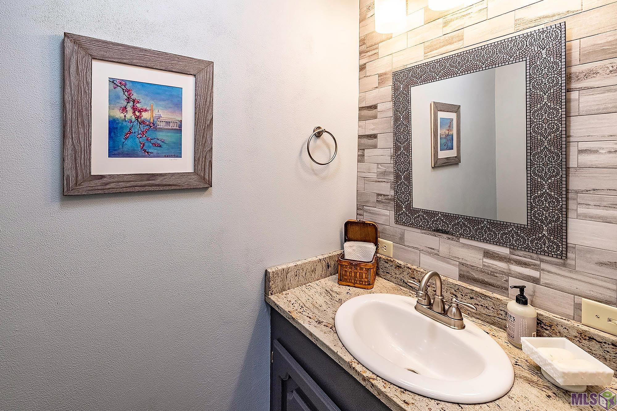 306 East Woodlawn Ranch Road Houma, LA 70363 - Photo 23 of 34