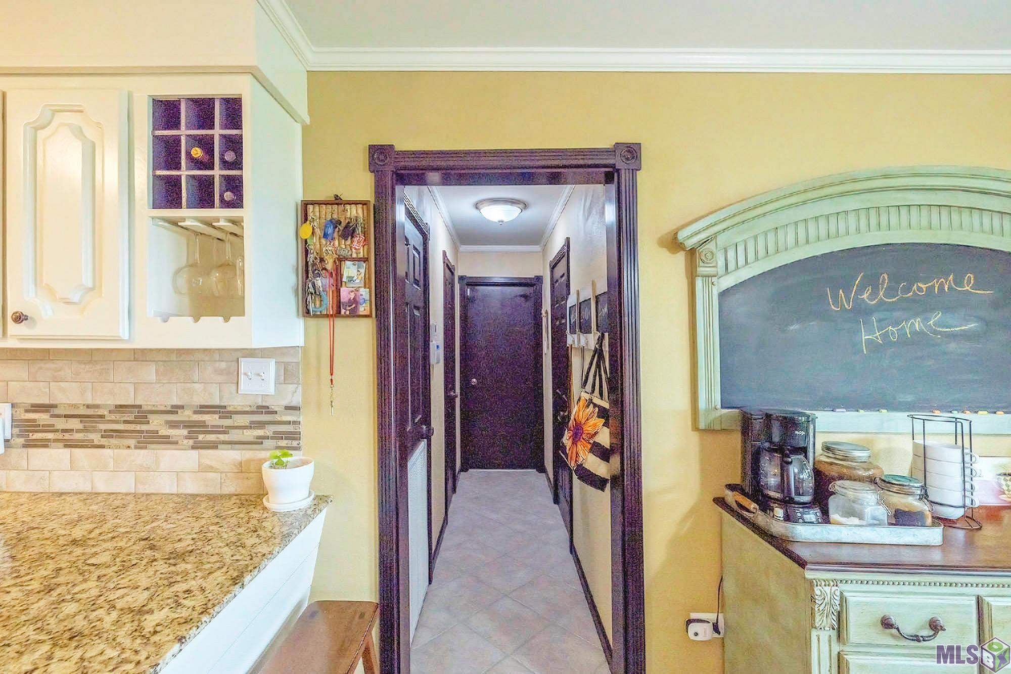 306 East Woodlawn Ranch Road Houma, LA 70363 - Photo 25 of 34