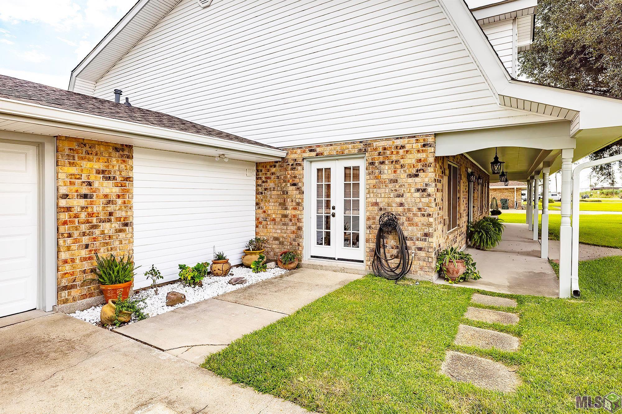 306 East Woodlawn Ranch Road Houma, LA 70363 - Photo 28 of 34