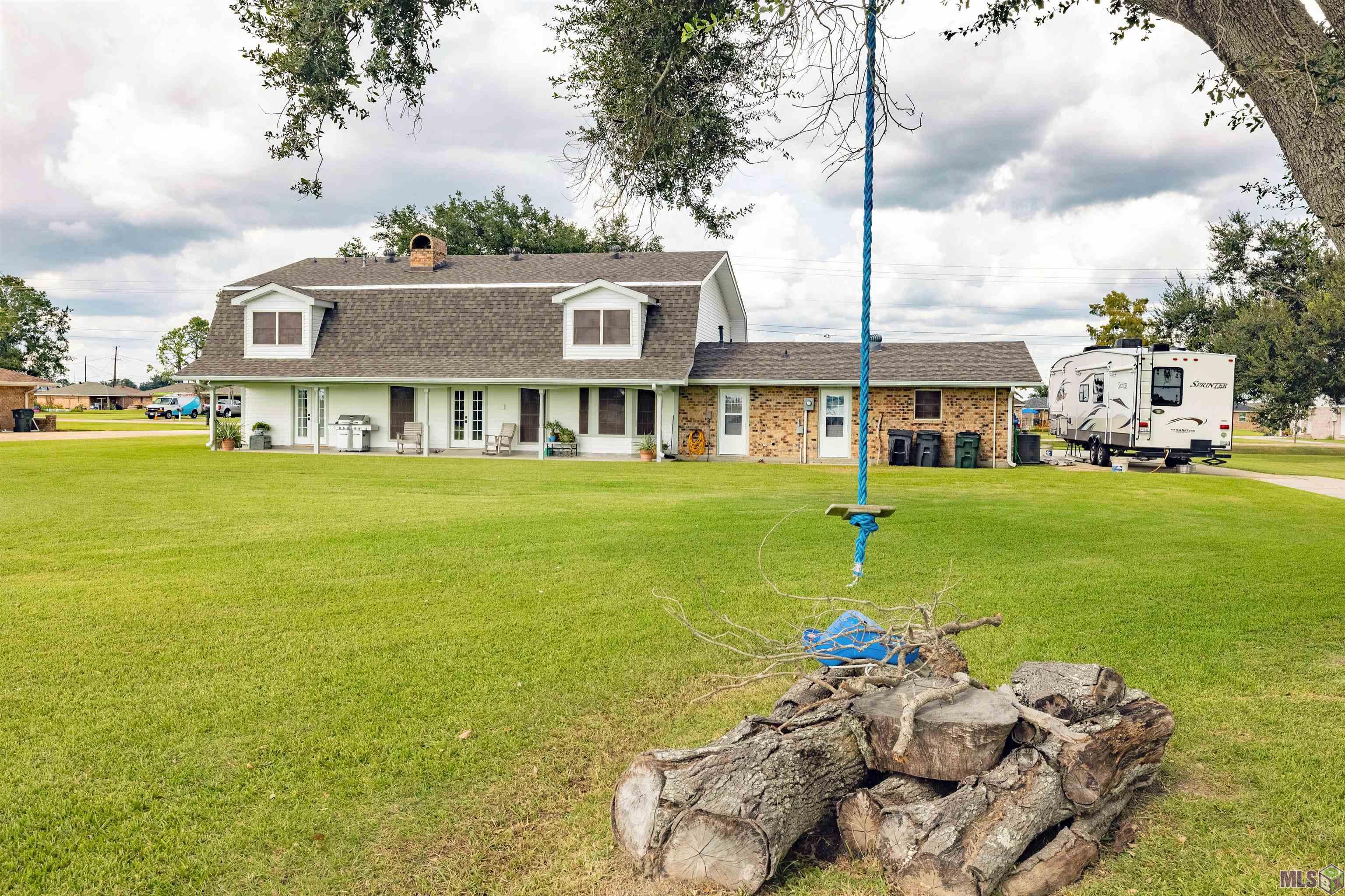 306 East Woodlawn Ranch Road Houma, LA 70363 - Photo 32 of 34