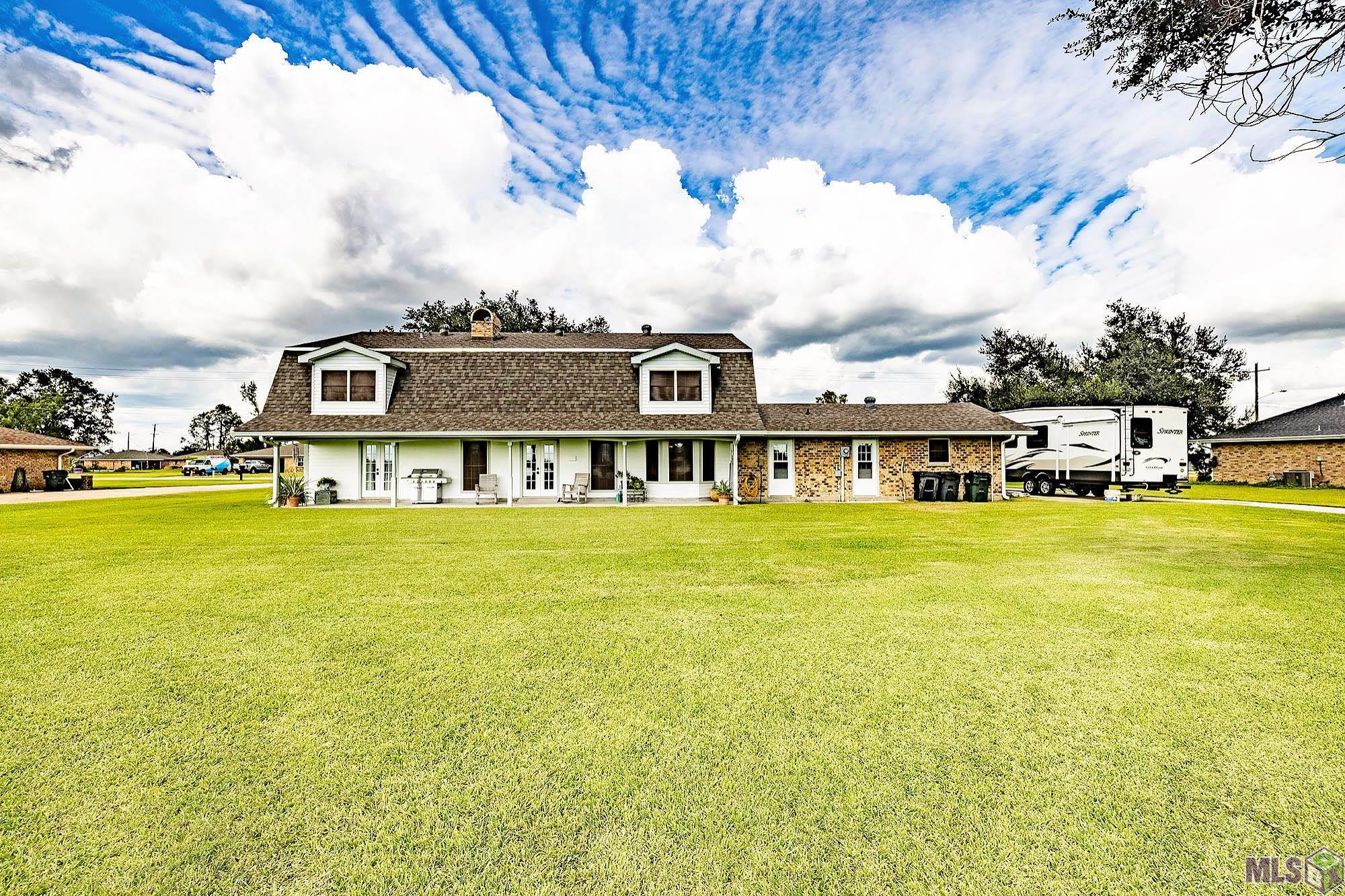 306 East Woodlawn Ranch Road Houma, LA 70363 - Photo 33 of 34