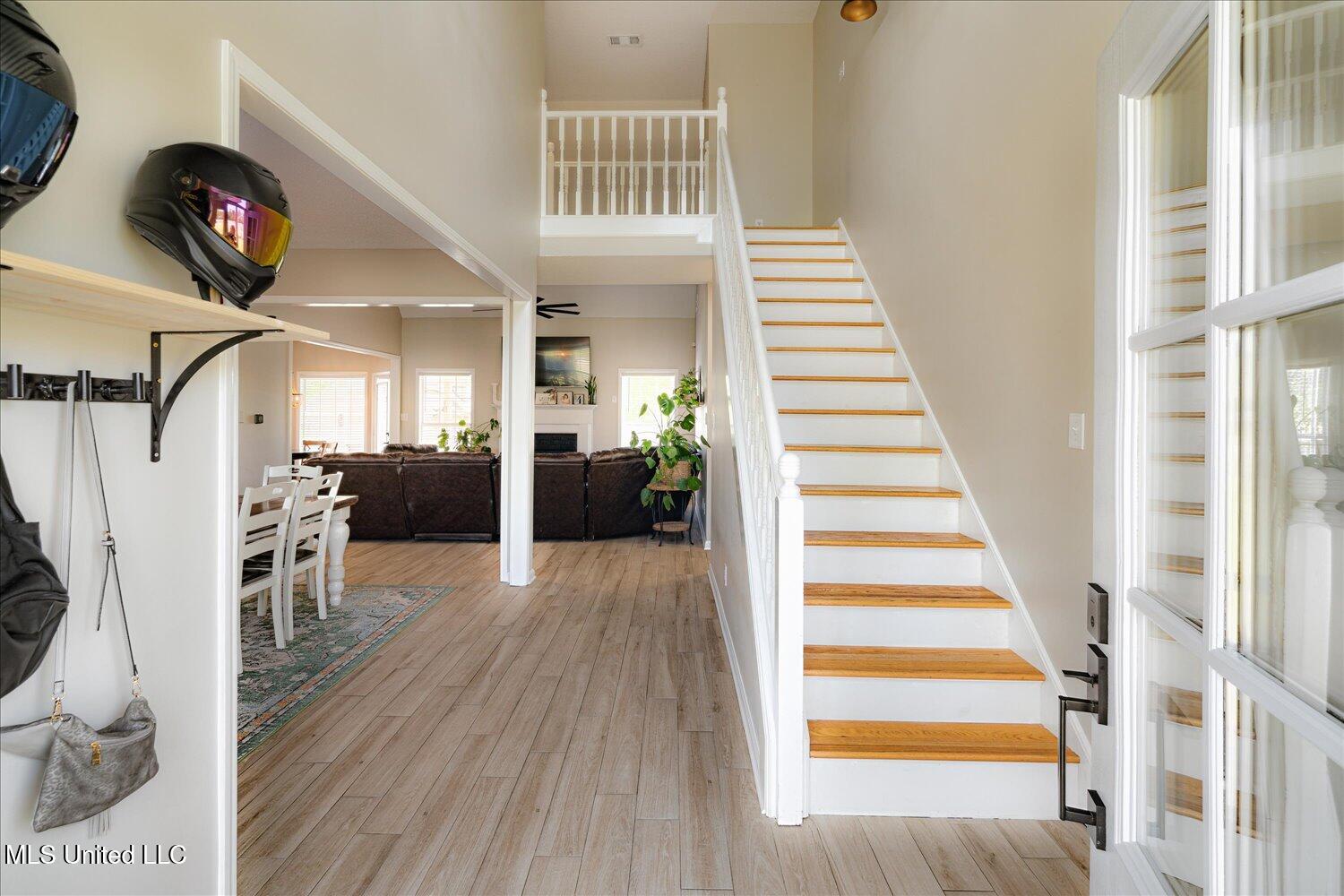 3357 Shadowmoss Cove Nesbit, MS 38651 - Photo 5 of 34 05-05-2108868am-3357 Shadow Moss Cv