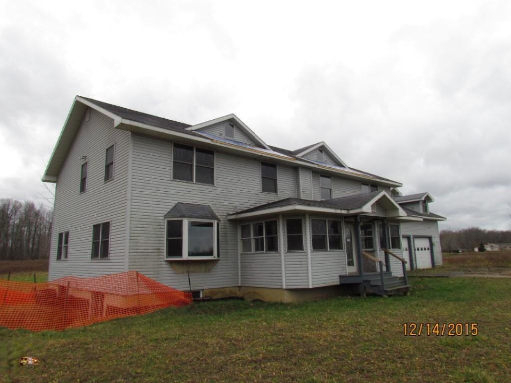 7966 Kruger Road Three Oaks, MI 49128 - Photo 2 of 22 IMG_5549 (Medium)