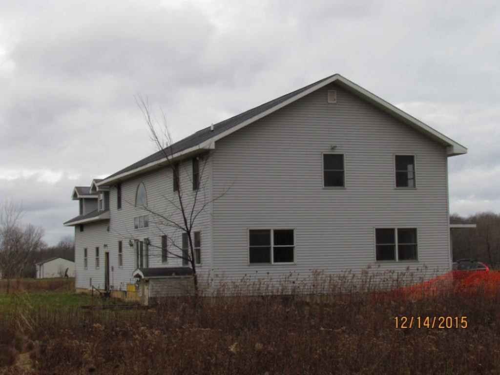 7966 Kruger Road Three Oaks, MI 49128 - Photo 3 of 22 IMG_5547 (Medium)