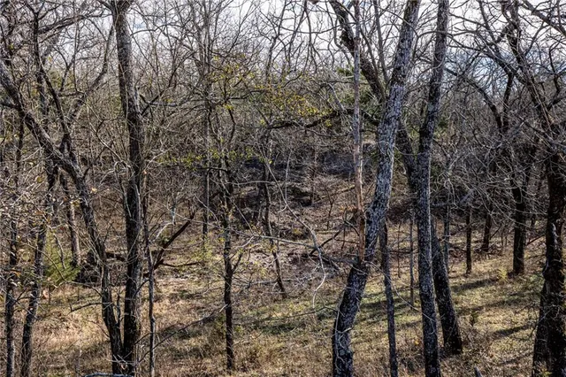 $688,000 | 0 Zinc Road, Mapleton, KS 66754