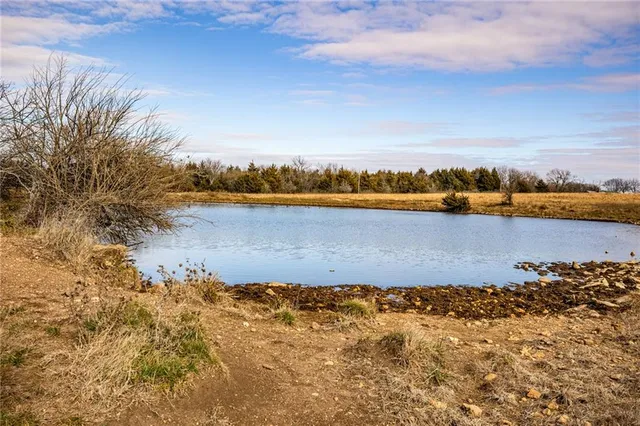 $688,000 | 0 Zinc Road, Mapleton, KS 66754