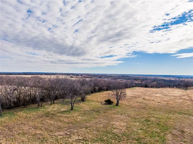$688,000 | 0 Zinc Road, Mapleton, KS 66754