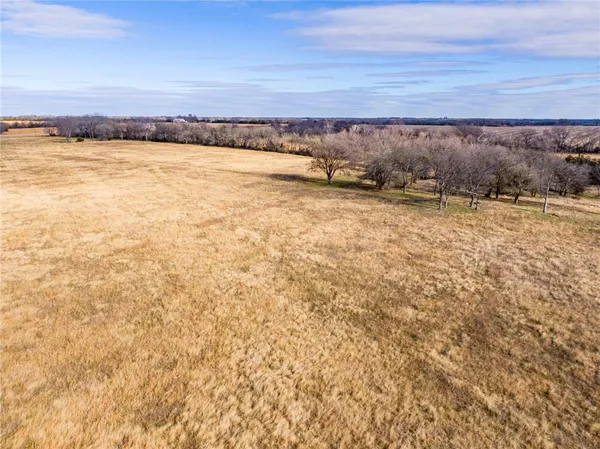 $688,000 | 0 Zinc Road, Mapleton, KS 66754