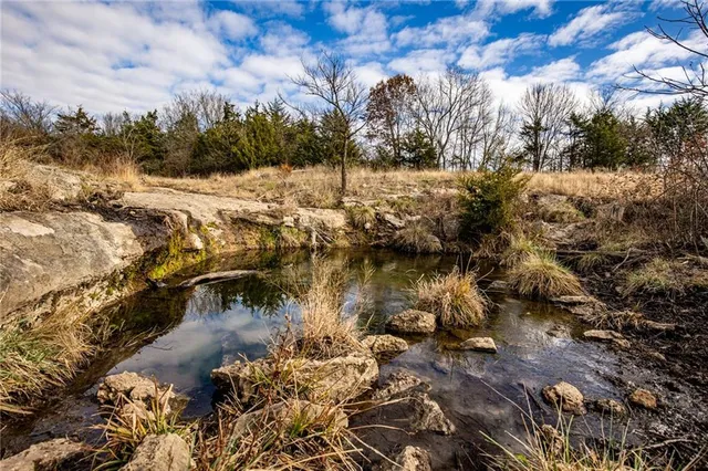 $688,000 | 0 Zinc Road, Mapleton, KS 66754