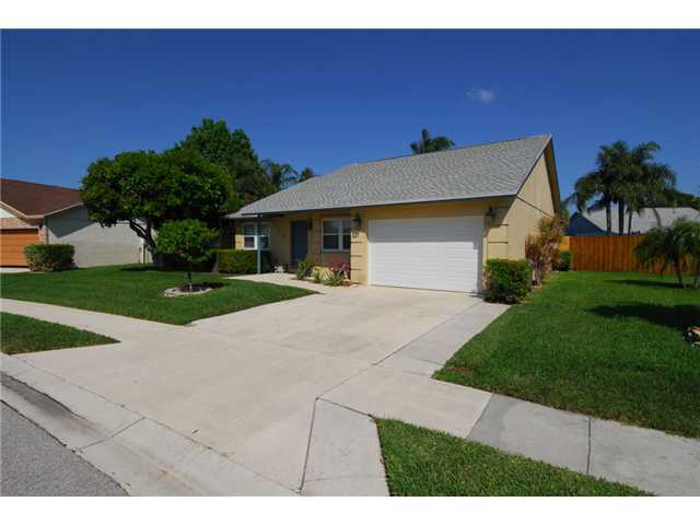 178 Raintree Trail Jupiter, FL 33458 - Photo 1 of 12 Primary Photo