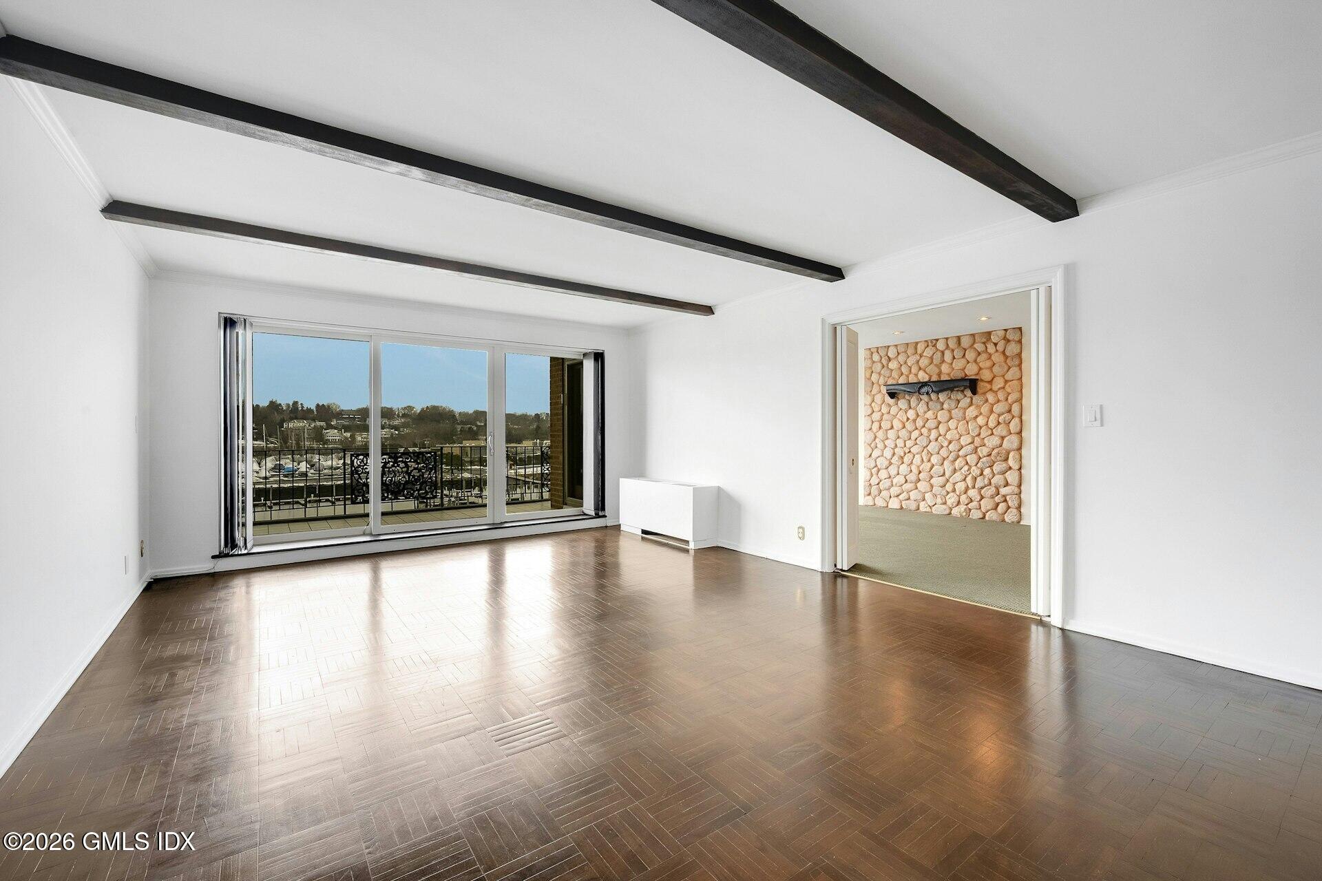 630 Steamboat Road, Unit 4AN Greenwich, CT 06830 - Photo 11 of 32 Living Room