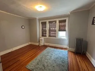 $809,000 | 62-53 80th Road | Glendale