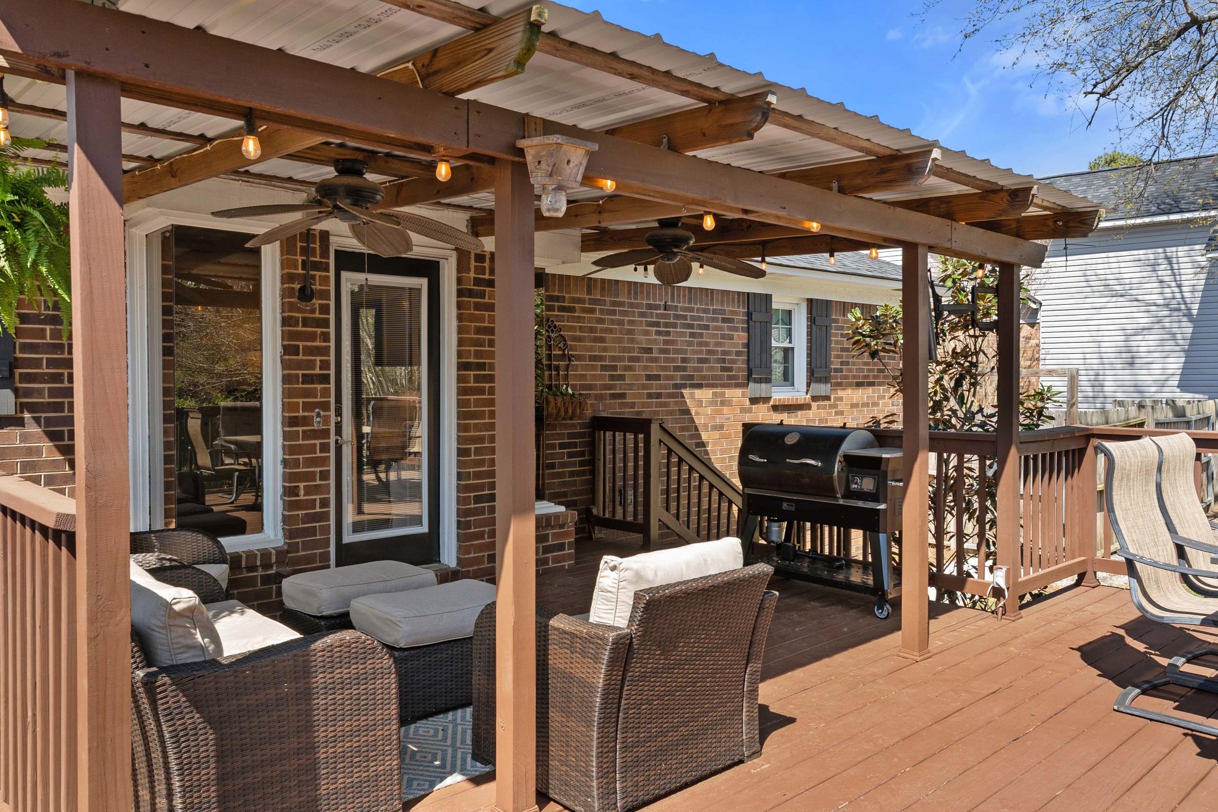 444 Parliament Road Martinez, GA 30907 - Photo 10 of 33 13_03.19.2026 01 444-parliament-rd (mat