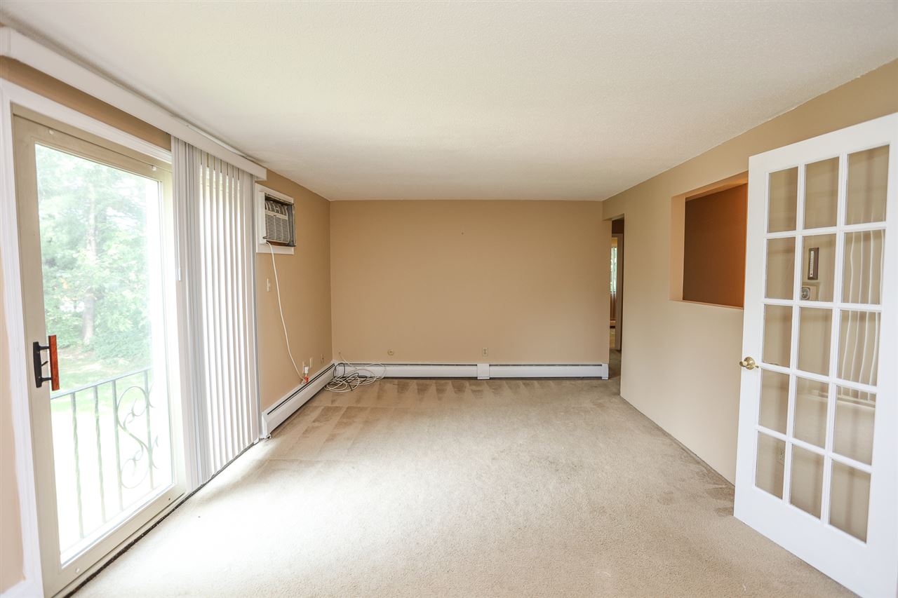 135 English Village Road, Unit 202 Manchester, NH 03102 - Photo 3 of 8 Gallery Image 3