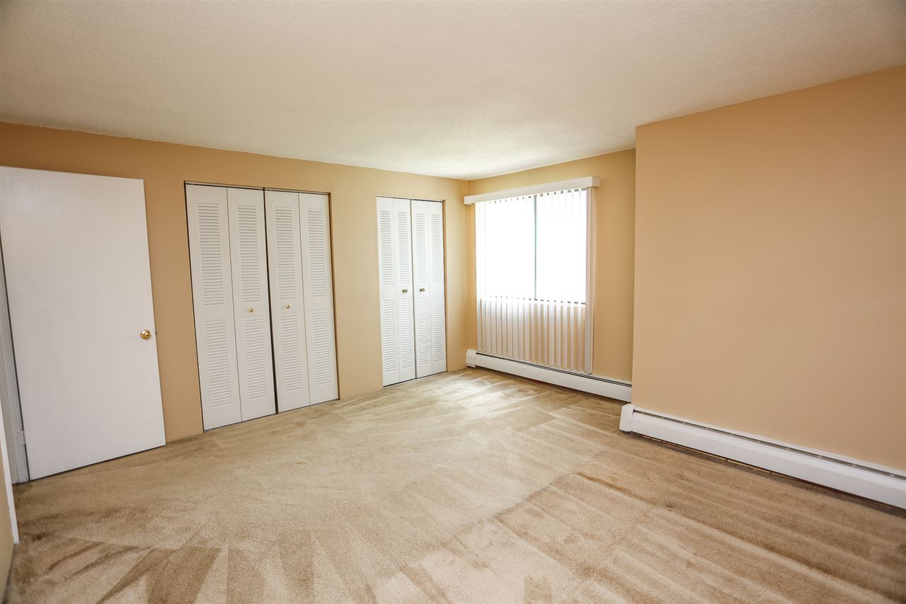 135 English Village Road, Unit 202 Manchester, NH 03102 - Photo 7 of 8 Gallery Image 7