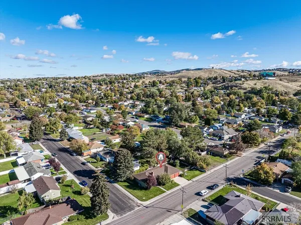 $369,900 | 1110 East Elm Street, Pocatello, ID 83201
