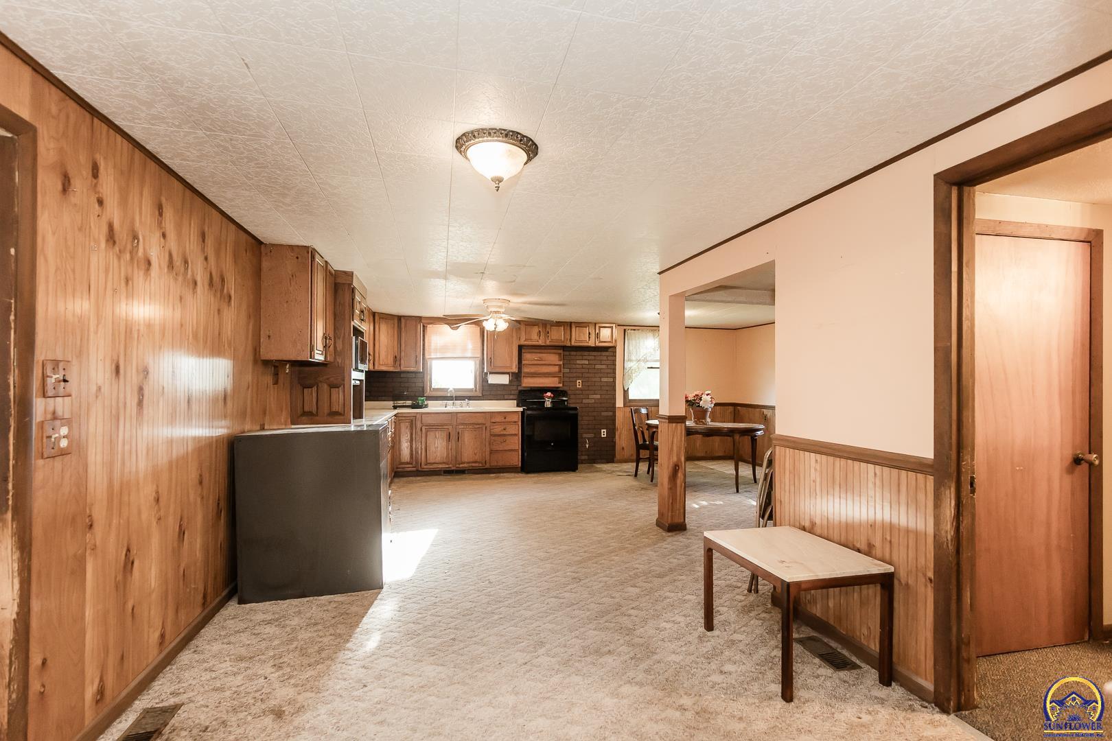 12140 Miller Road Harveyville, KS 66431 - Photo 39 of 99