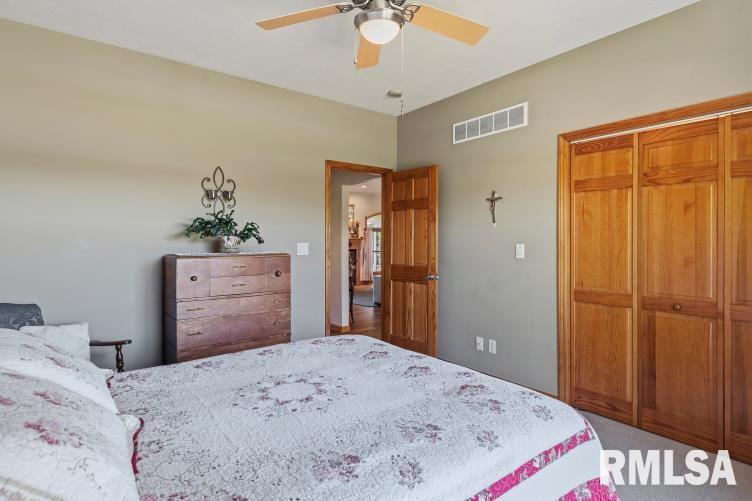 4377 Old Salem Lane Springfield, IL 62711 - Photo 35 of 46