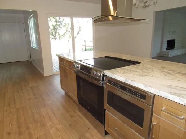 $395,000 | 3320 Stratford Avenue, Redding, CA 96001