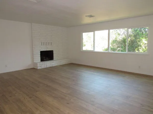 $395,000 | 3320 Stratford Avenue, Redding, CA 96001