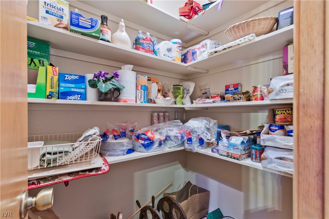 607 Crystal Peak Road Incline Village, NV 89451 - Photo 10 of 34 a shelf with books and toys