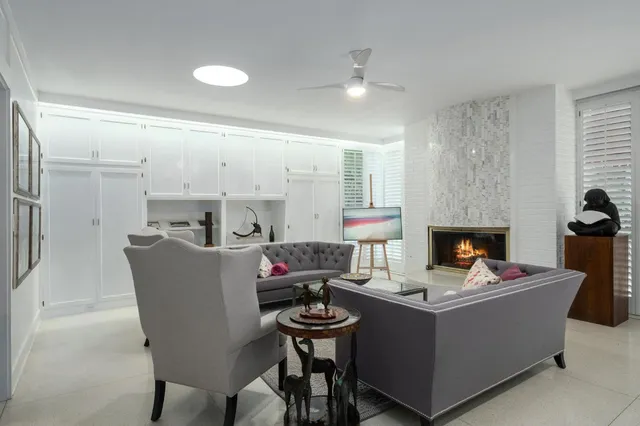 $2,350,000 | 4175 North Van Ness Boulevard, Fresno, CA 93704