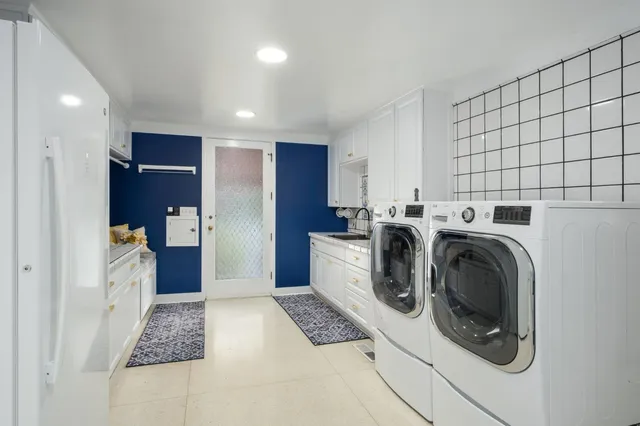 $2,350,000 | 4175 North Van Ness Boulevard, Fresno, CA 93704