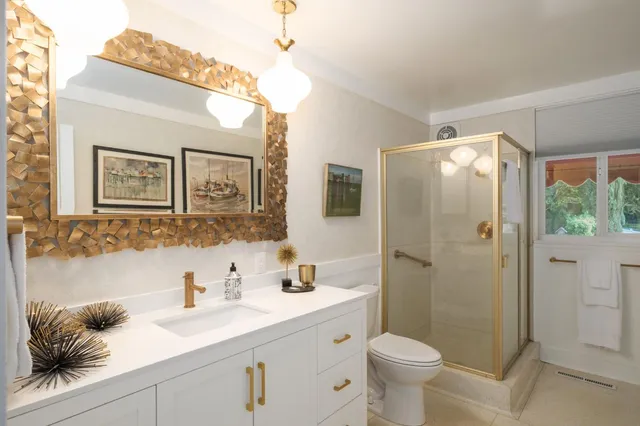 $2,350,000 | 4175 North Van Ness Boulevard, Fresno, CA 93704