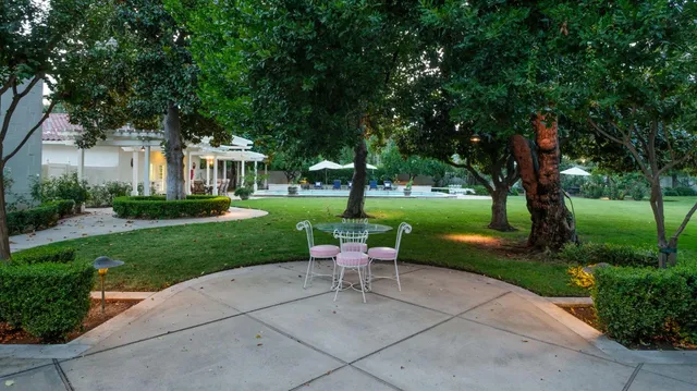 $2,350,000 | 4175 North Van Ness Boulevard, Fresno, CA 93704