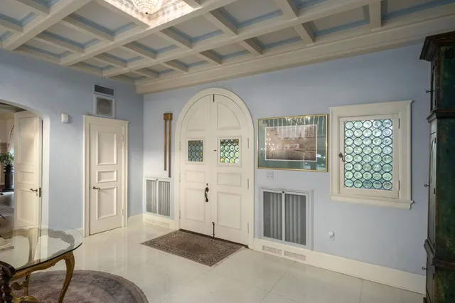 $2,350,000 | 4175 North Van Ness Boulevard, Fresno, CA 93704