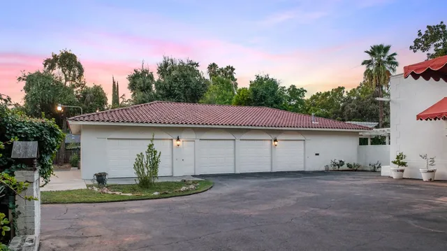 $2,350,000 | 4175 North Van Ness Boulevard, Fresno, CA 93704