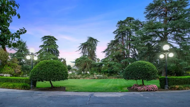$2,350,000 | 4175 North Van Ness Boulevard, Fresno, CA 93704